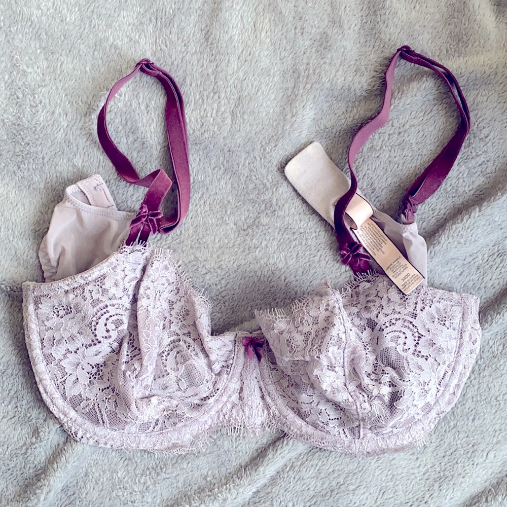 Victoria secret dream angels push up without padding. Size 34DD.